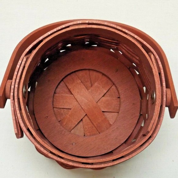 Longaberger 2004 Prototype Hostess Appreciation Basket with Green Cloth Lid - Picture 10 of 13